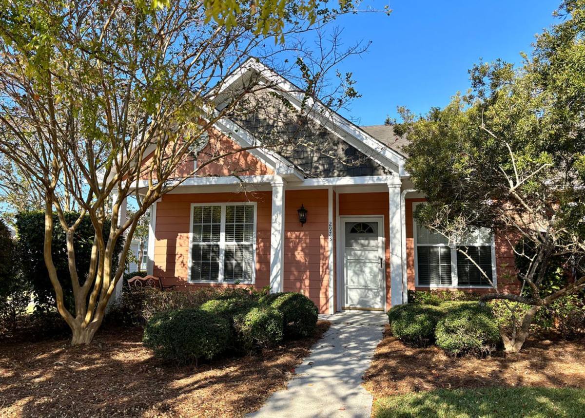 Townhouse for rent at 2973 Sweetleaf Lane, Johns Island, SC 29455