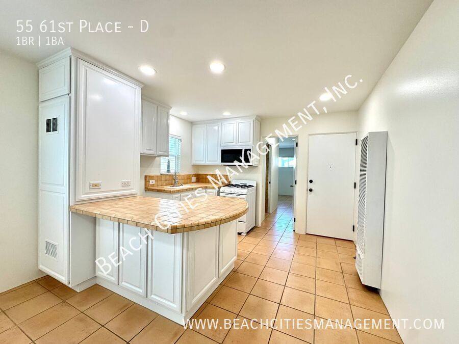 Condo for rent at 55 61st Place #D, Long Beach, CA 90803