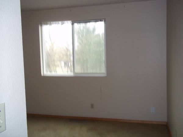 Apartment for rent at 2012 & 2014 Parish, Walla Walla, WA 99362