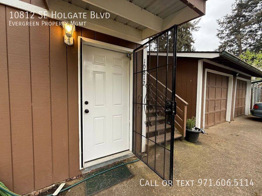 Apartment for rent at 10812 SE Holgate Blvd, Portland, OR 97266