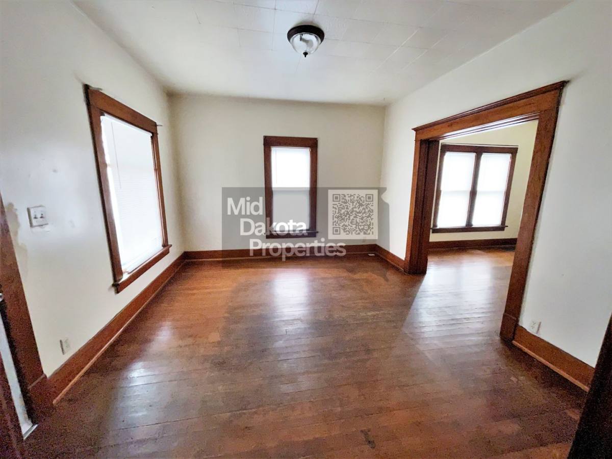 House for rent at 421 E 7th, Mitchell, SD 57301