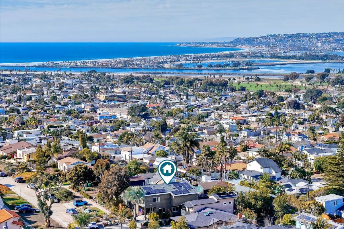 House for rent at 4430 Cape May, San Diego, CA 92107