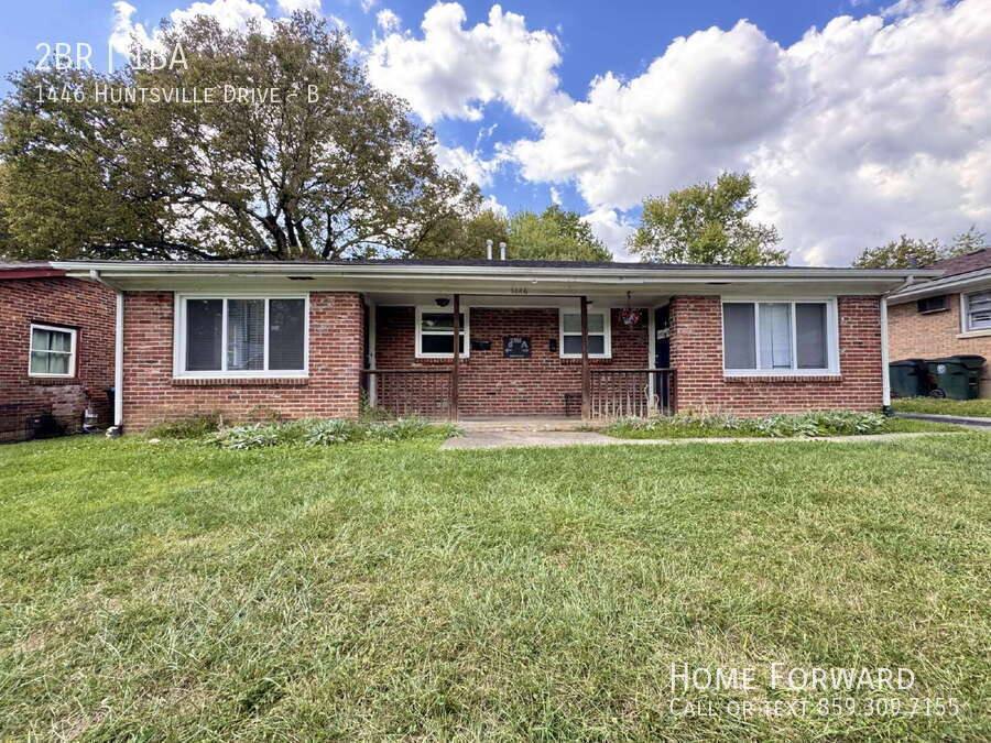 Apartment for rent at 1446 Huntsville Dr #B, Lexington, KY 40505