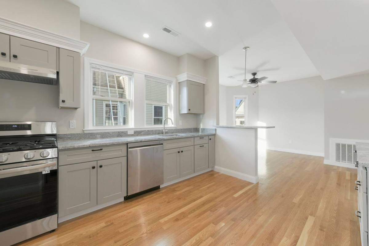 House for rent at 3 Benson St #1, Brighton, MA 02135