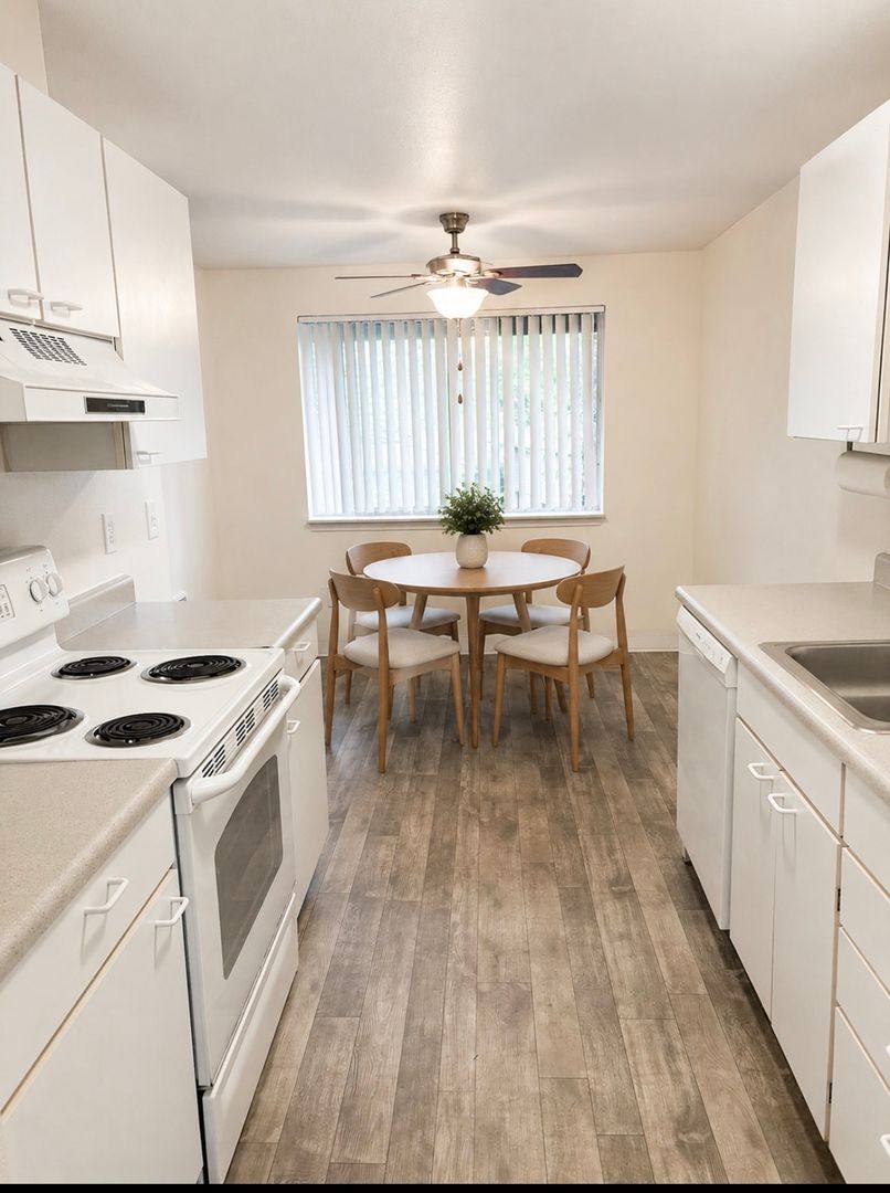 Willow Creek, 3624 SE Westview Ave, Portland, OR 97267 - Apartment for Rent - Image 3