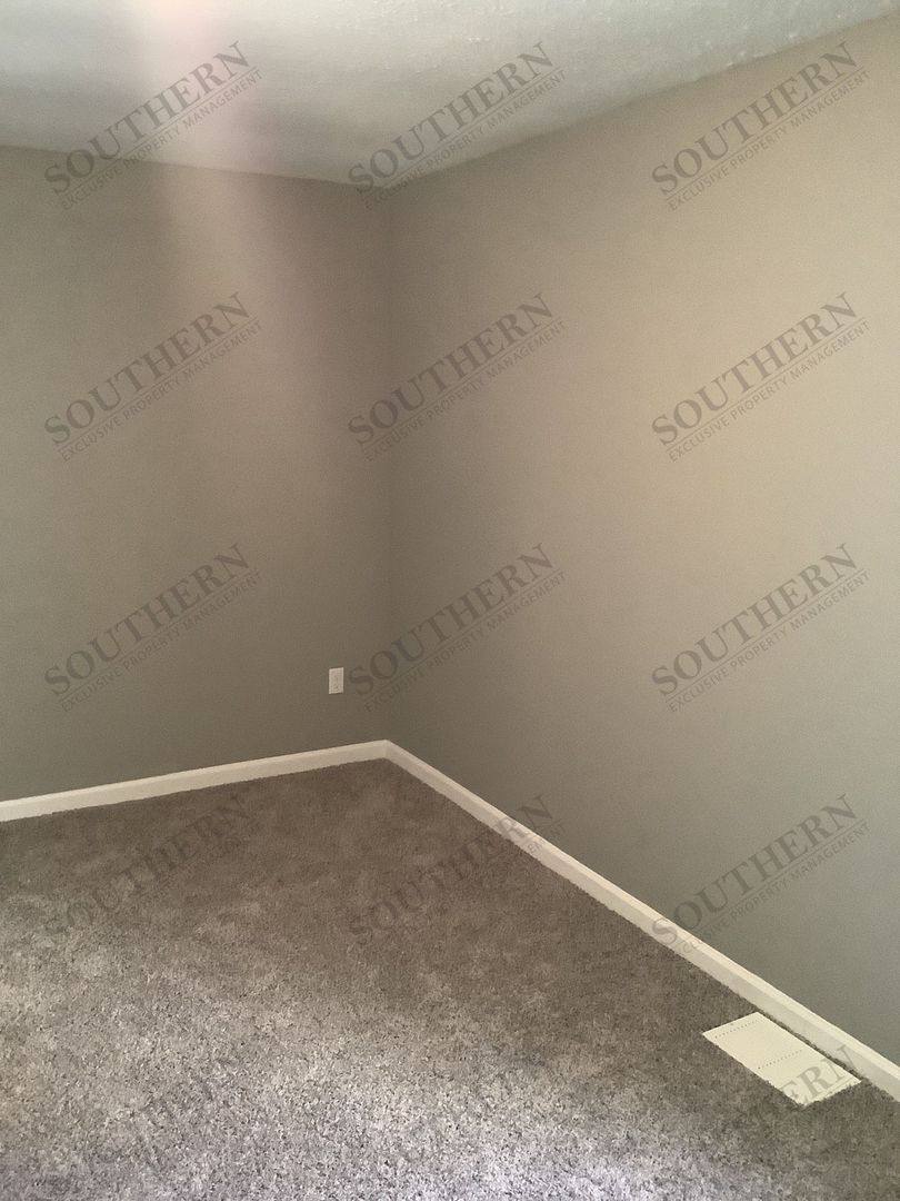 Apartment for rent at 142 Westwood Circle, Bowling Green, KY 42101