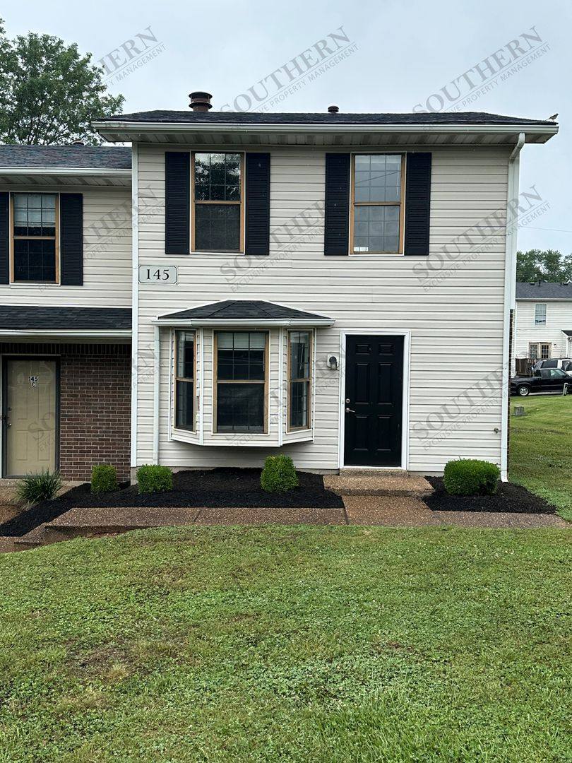 Apartment for rent at 142 Westwood Circle, Bowling Green, KY 42101