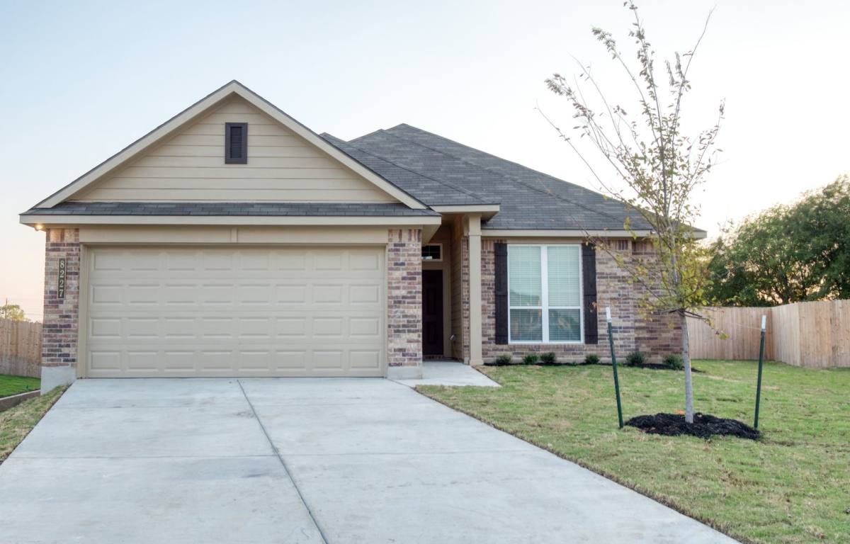 House for rent at 8227 Bluefield Dr, Temple, TX 76502