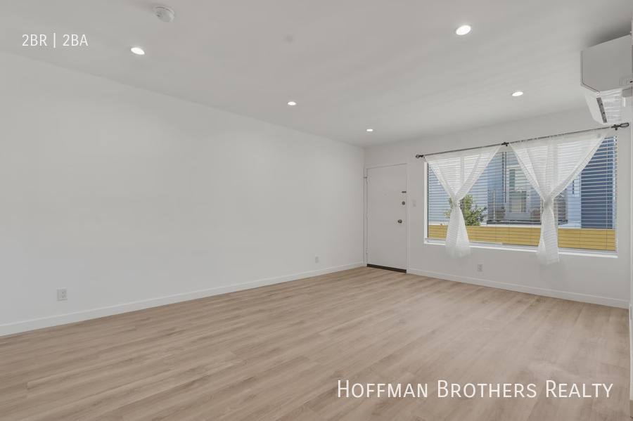 Apartment for rent at 1827 N Van Ness Ave #6, Los Angeles, CA 90028