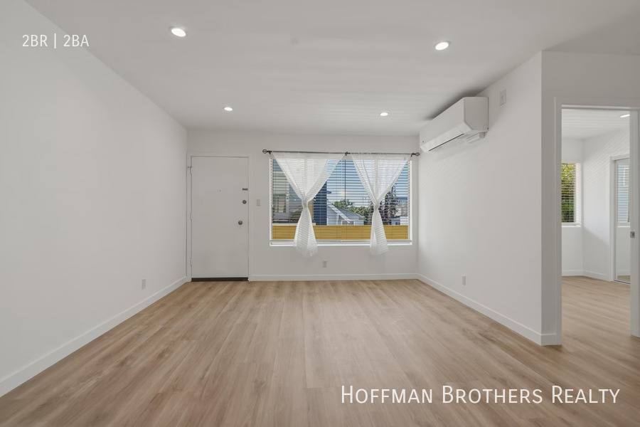 Apartment for rent at 1827 N Van Ness Ave #6, Los Angeles, CA 90028