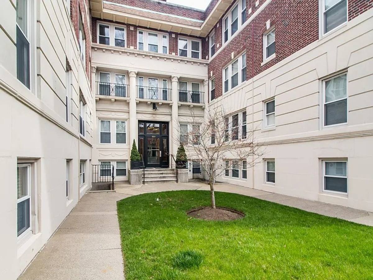 Apartment for rent at 119 W Wyoming Ave, Melrose, MA 02176