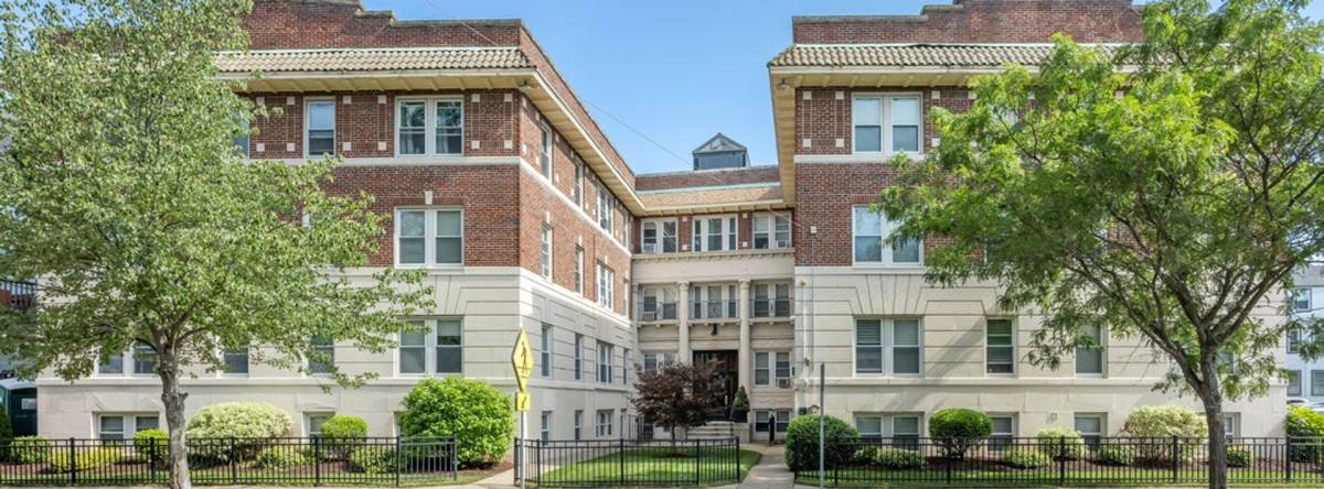 Apartment for rent at 119 W Wyoming Ave, Melrose, MA 02176