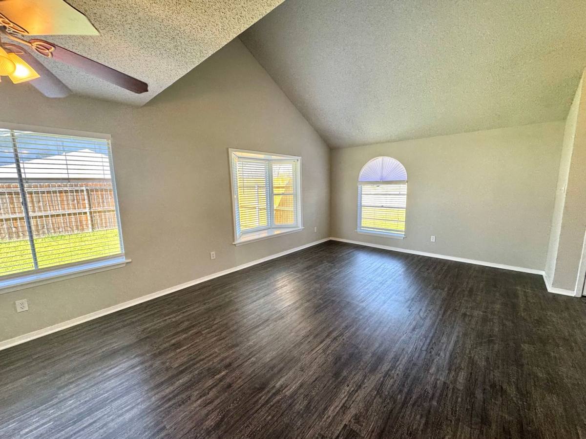 House for rent at 2508 S Center, Arlington, TX 76014