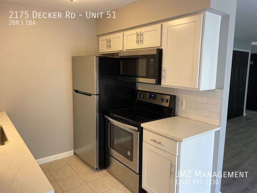 Apartment for rent at 2175 Decker Rd #51, Walled Lake, MI 48390