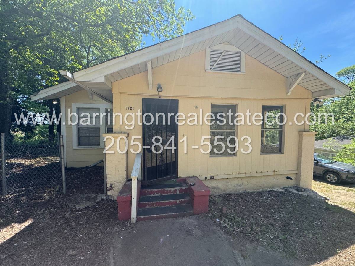 House for rent at 1721 35th Ave N, Birmingham, AL 35207