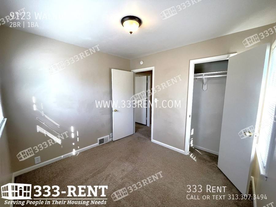 House for rent at 9123 Walnut St, Kansas City, MO 64114