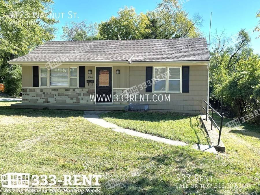 House for rent at 9123 Walnut St, Kansas City, MO 64114
