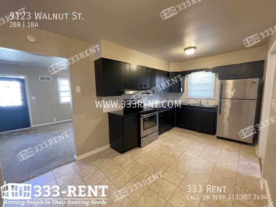 House for rent at 9123 Walnut St, Kansas City, MO 64114