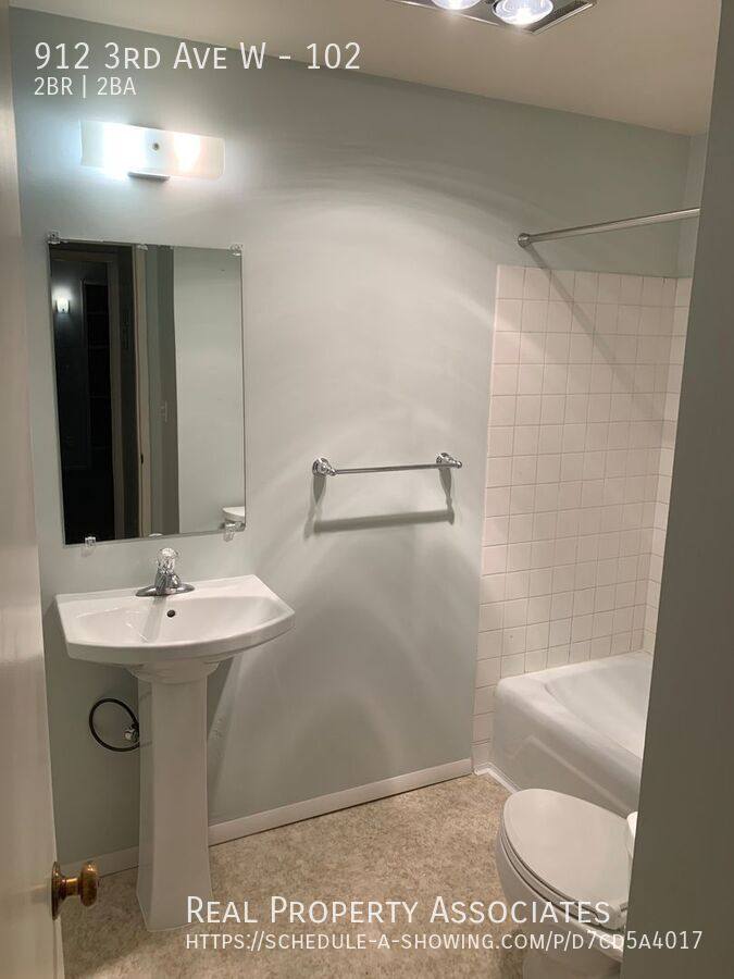 Condo for rent at 912 3rd Ave W #102, Seattle, WA 98119