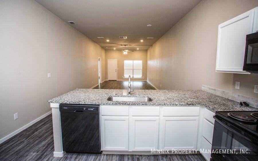 Apartment for rent at 2102 Langford Ave #B, Lubbock, TX 79407