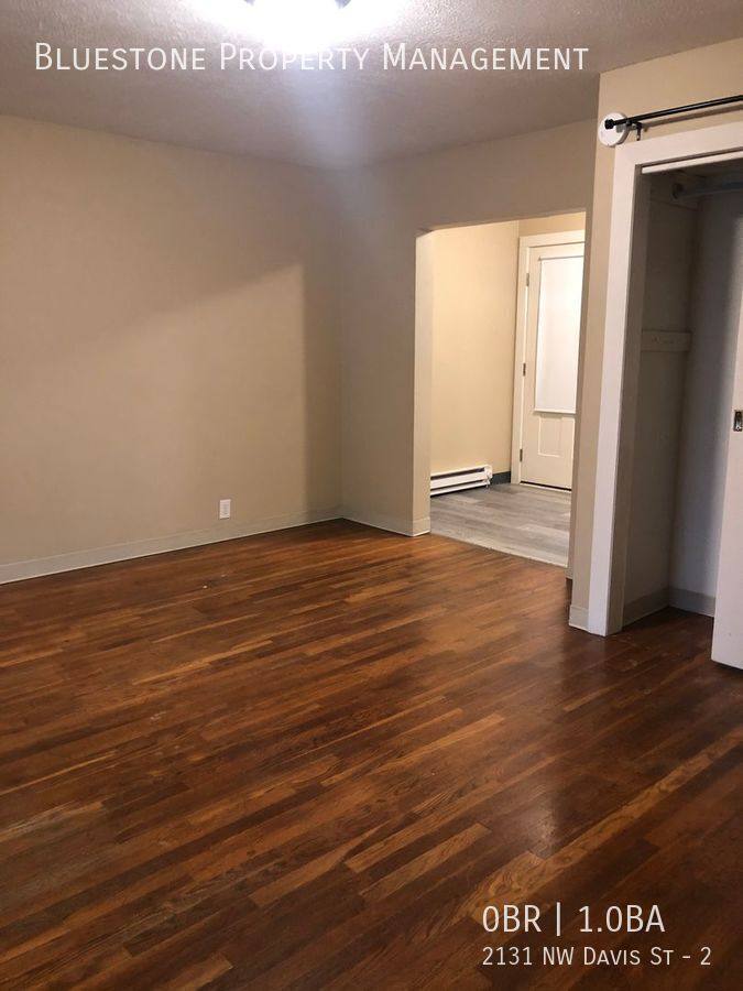Apartment for rent at 2131 NW Davis St #2, Portland, OR 97210