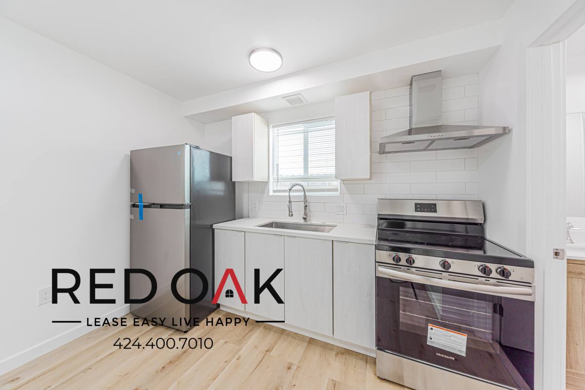 Condo for rent at 211 47th St #211 1 2, Los Angeles, CA 90011