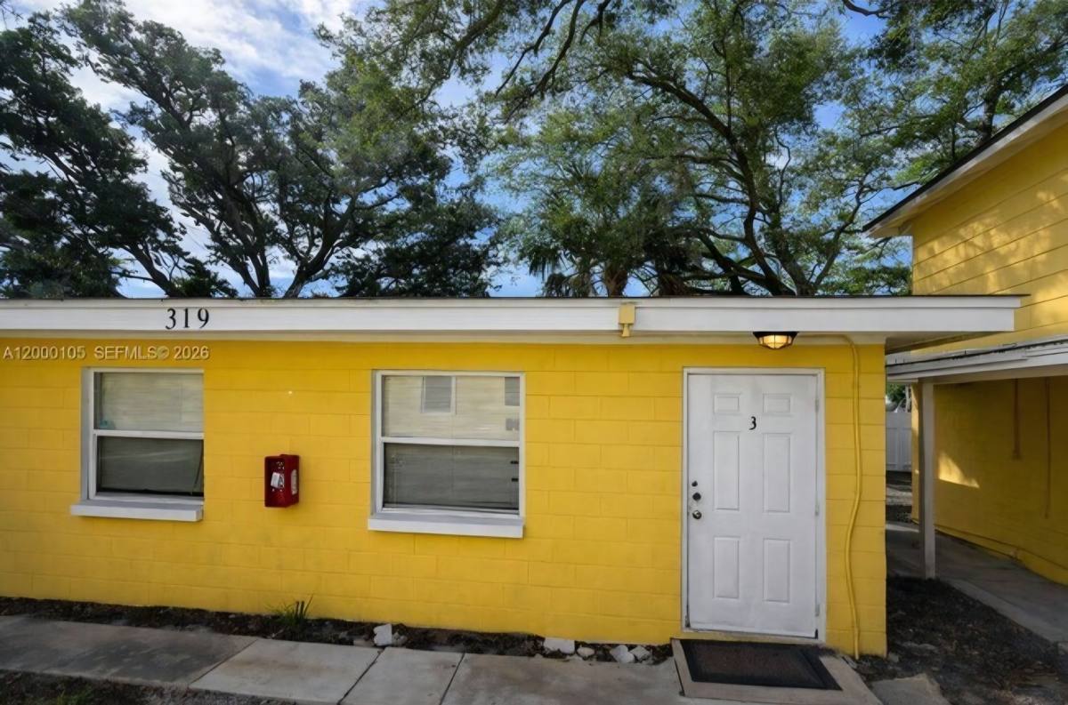 Apartment for rent at 319 Country Club Oval, Daytona Beach, FL 32114