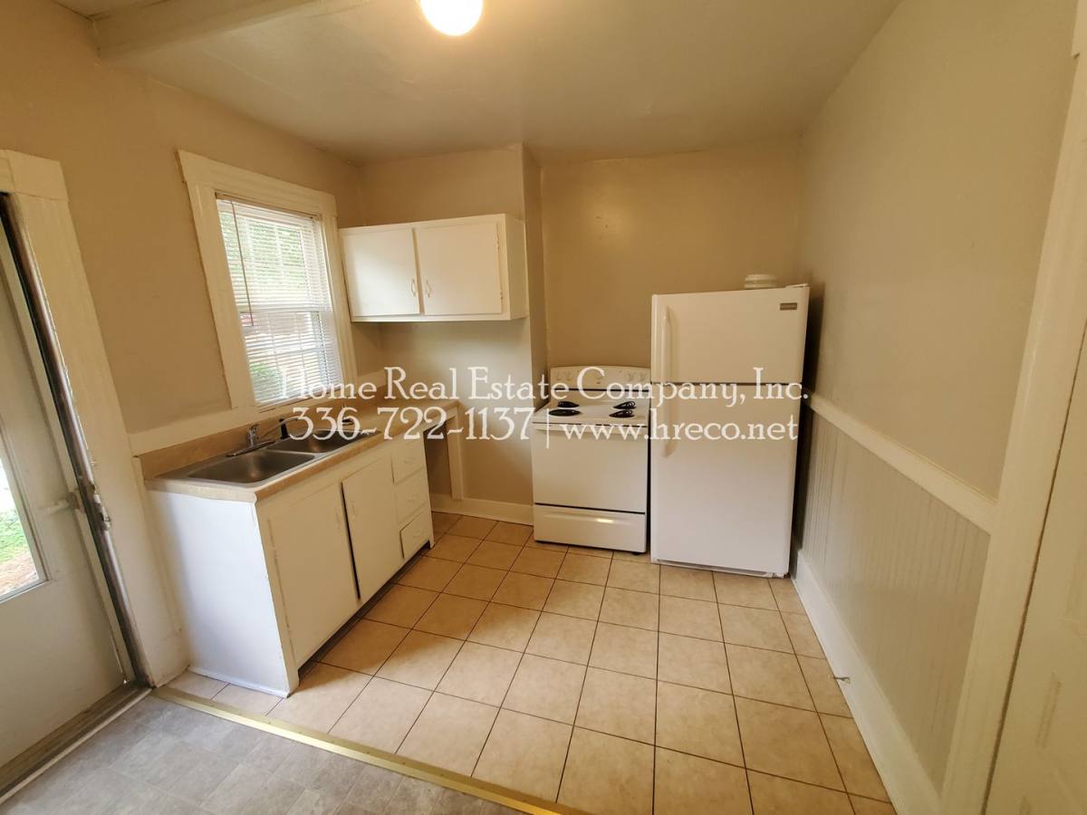 Apartment for rent at 115 S Spruce St, Winston Salem, NC 27101