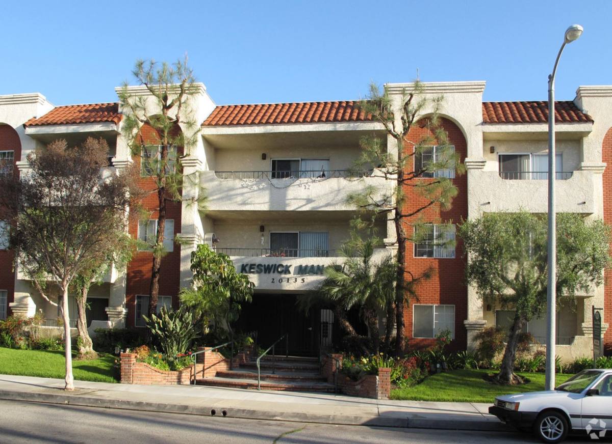 Apartment for rent at 20135 Keswick St, Winnetka, CA 91306