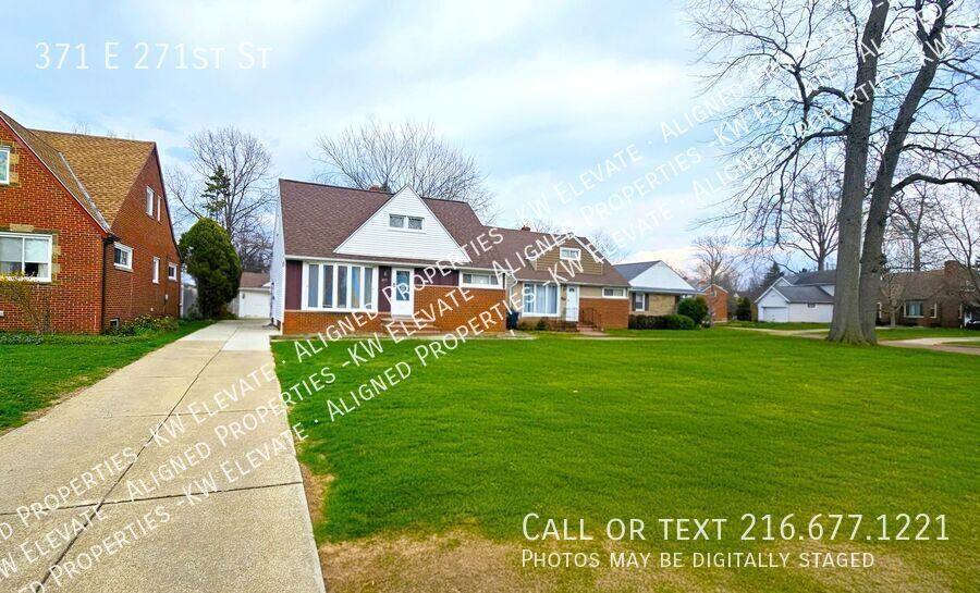 House for rent at 371 E 271st St, Euclid, OH 44132