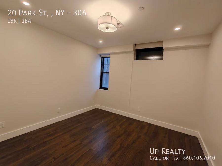 Apartment for rent at 20 Park St Ny #306, Albany, NY 12207