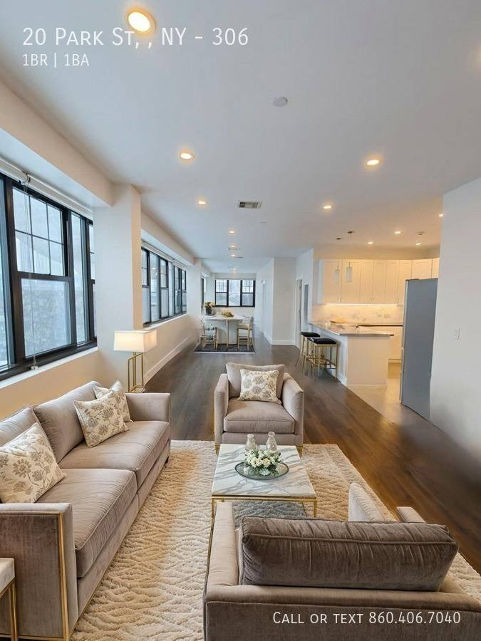 Apartment for rent at 20 Park St Ny #306, Albany, NY 12207