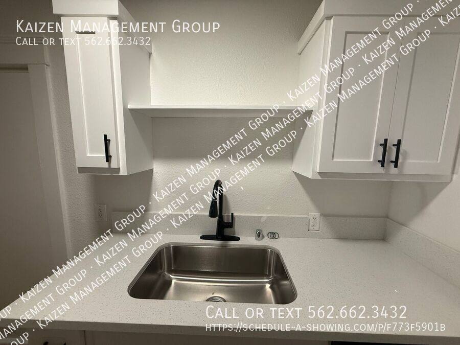 Apartment for rent at 701 Pacific Ave, Long Beach, CA 90813