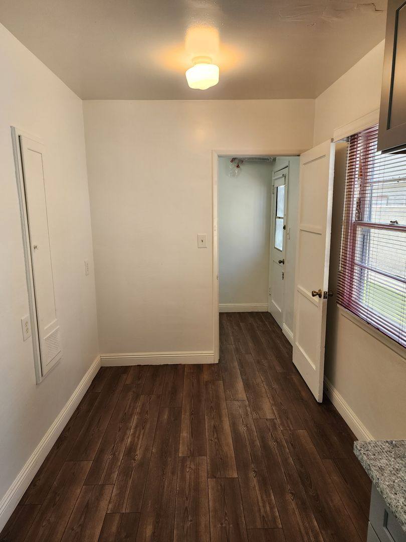 Apartment for rent at 260 W 18th St, San Bernardino, CA 92405