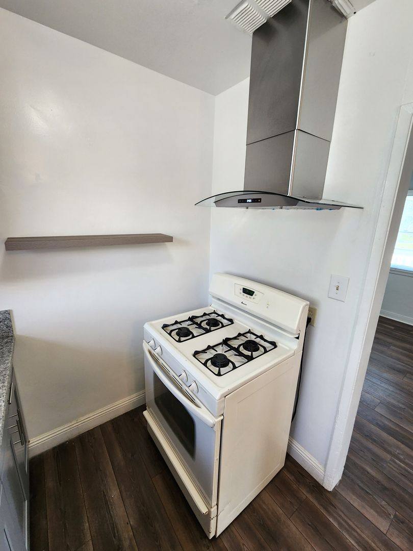 Apartment for rent at 260 W 18th St, San Bernardino, CA 92405