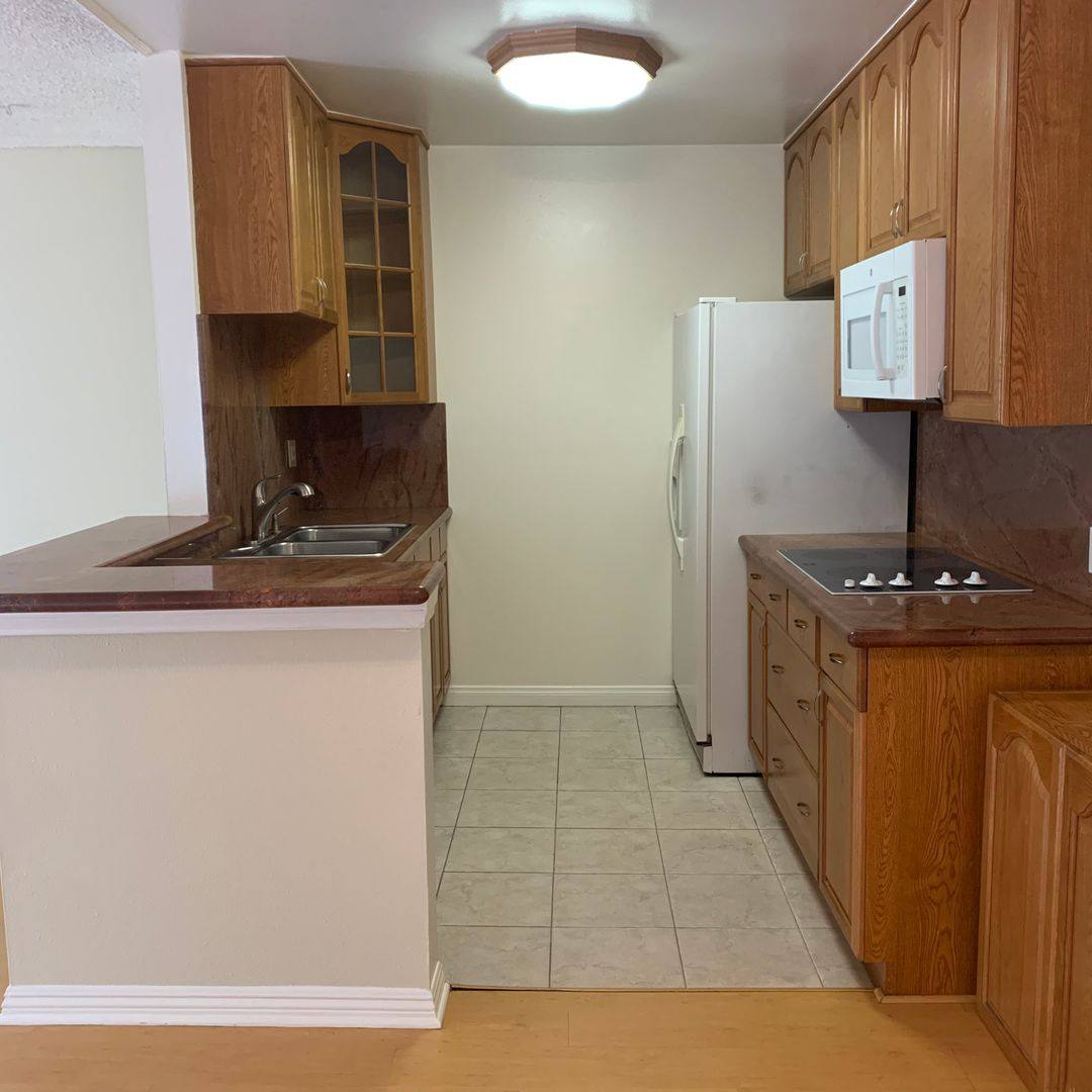 Condo for rent at 1935 Alpha Rd, Glendale, CA 91208