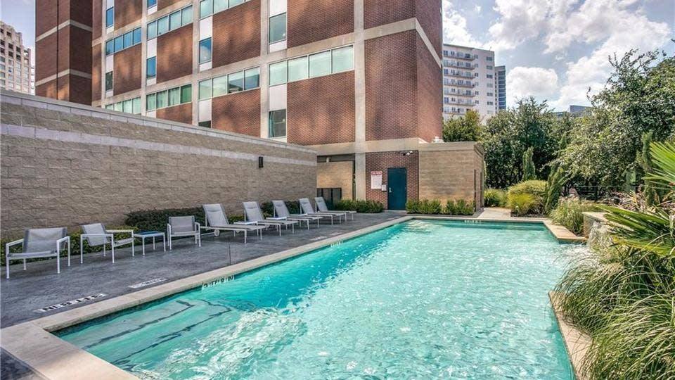 Apartment for rent at 2011 Cedar Springs #ID9908, Dallas, TX 75201