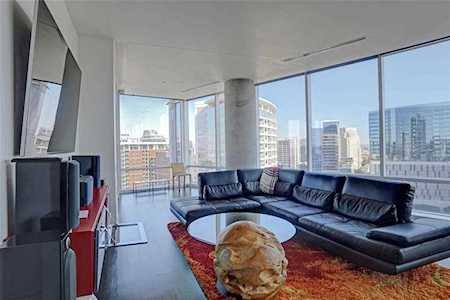 Apartment for rent at 2011 Cedar Springs #ID9908, Dallas, TX 75201