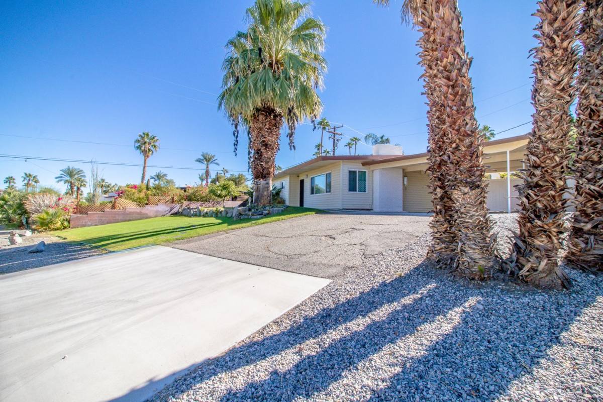 House for rent at 68177 Mountain View Rd, Cathedral City, CA 92234