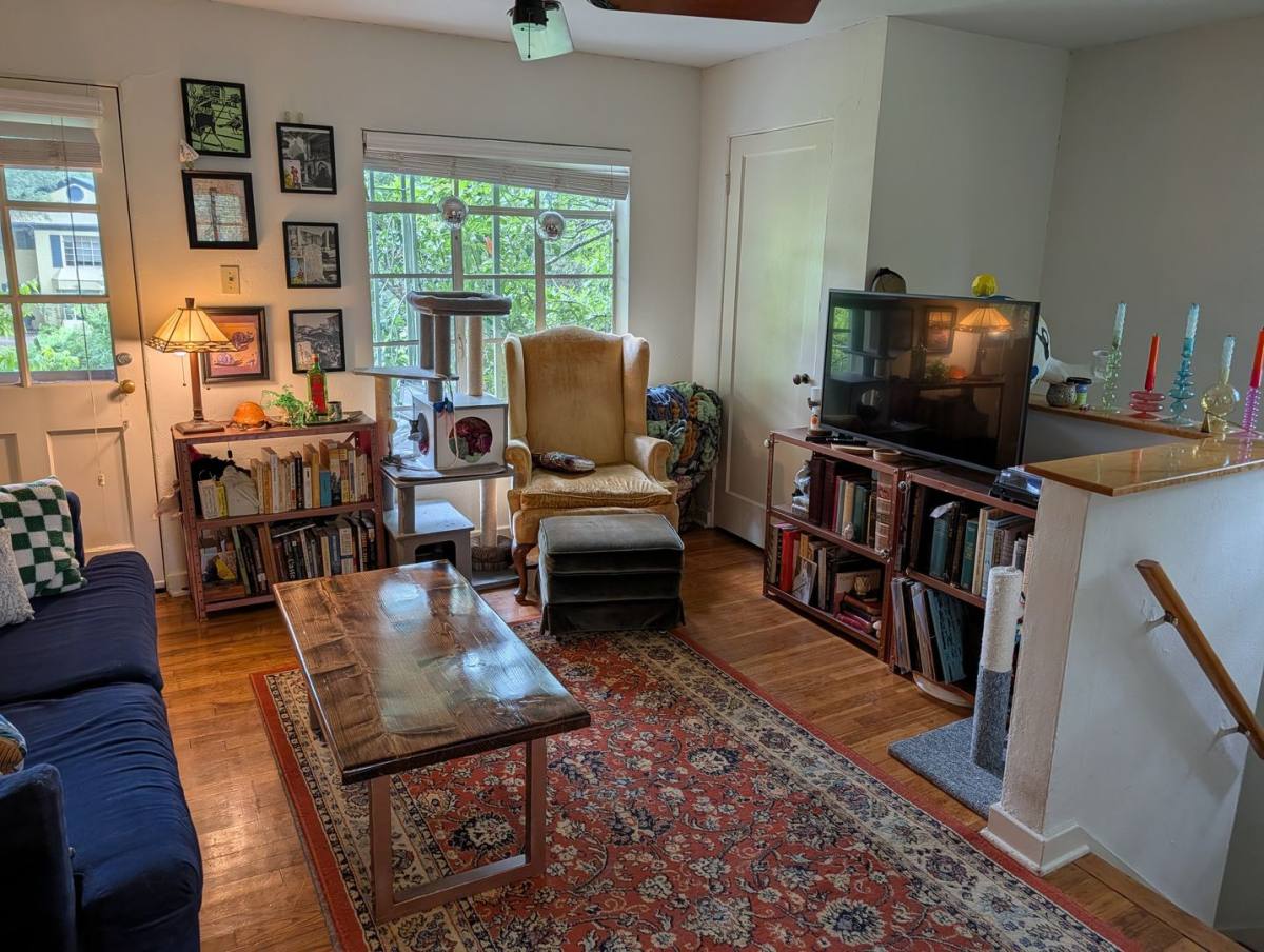 Apartment for rent at 1302 Kirkwood, Austin, TX 78722