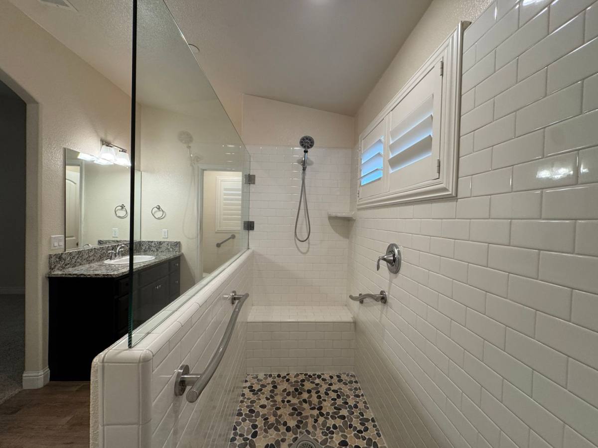 House for rent at 493 S Crescent Lane, Madera, CA 93636