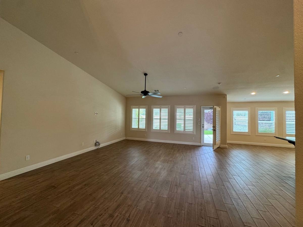 House for rent at 493 S Crescent Lane, Madera, CA 93636