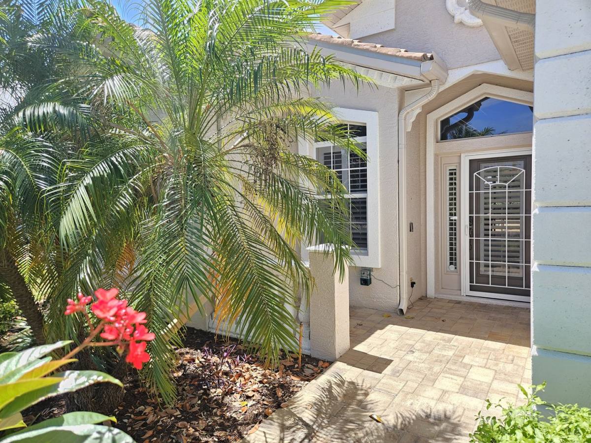 House for rent at 330 Rio Terra, Venice, FL 34285