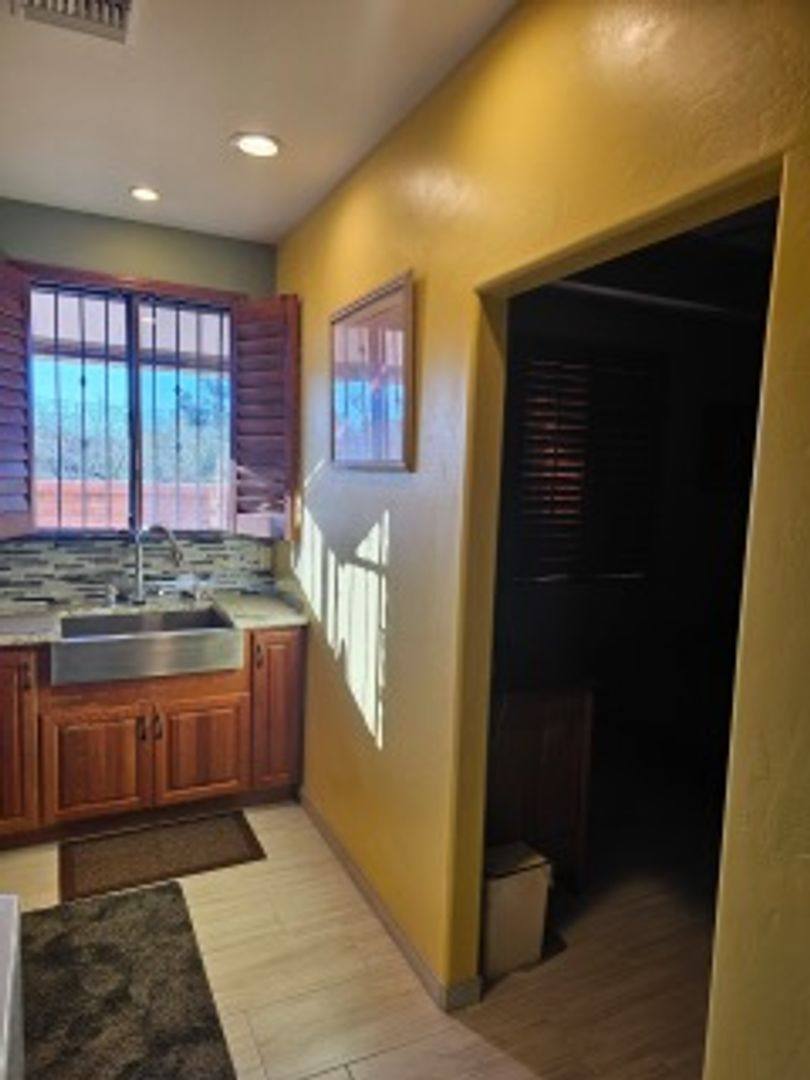 Townhouse for rent at 7040 N Montecatina Dr #GUEST, Tucson, AZ 85704