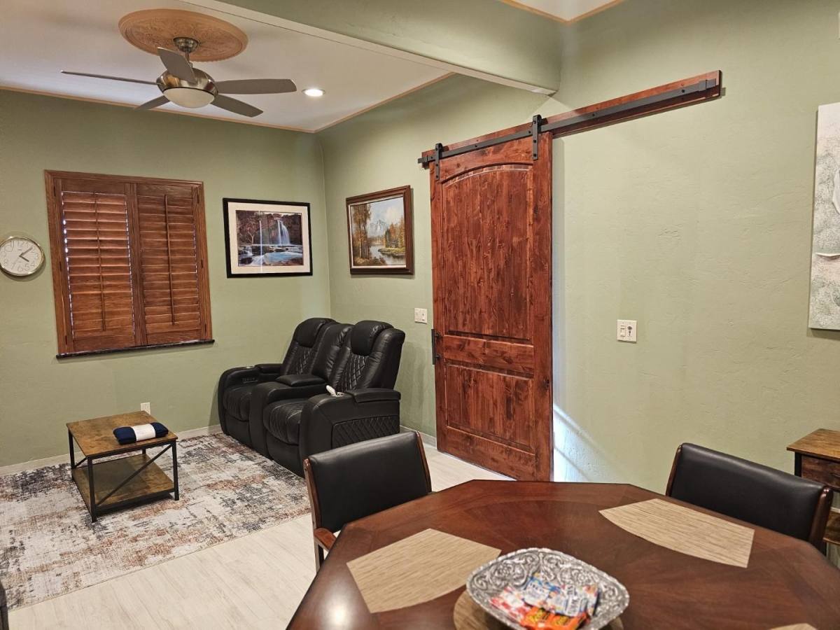 Townhouse for rent at 7040 N Montecatina Dr #GUEST, Tucson, AZ 85704