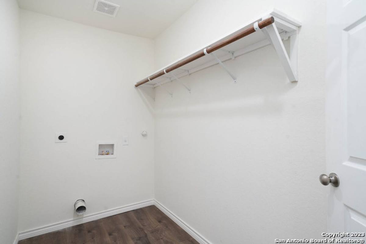 House for rent at 143 Kinder Dr, San Antonio, TX 78212