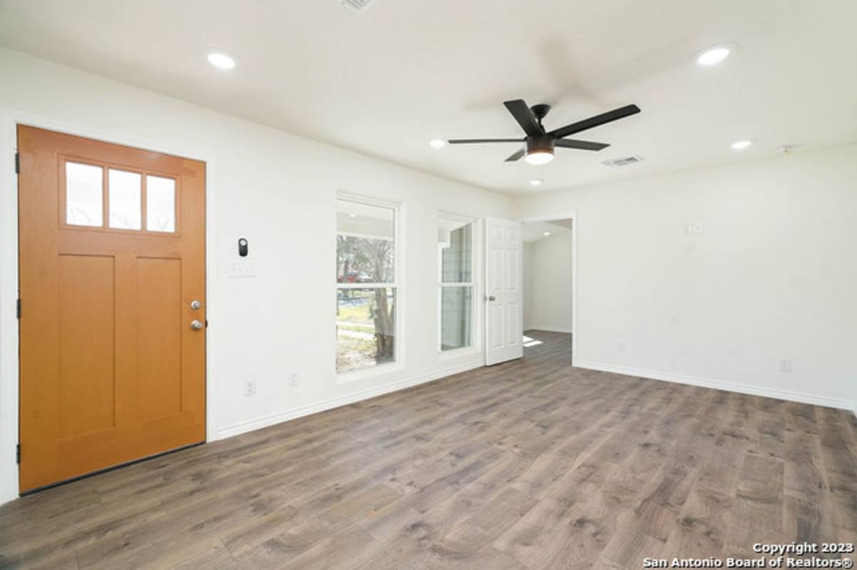 House for rent at 143 Kinder Dr, San Antonio, TX 78212
