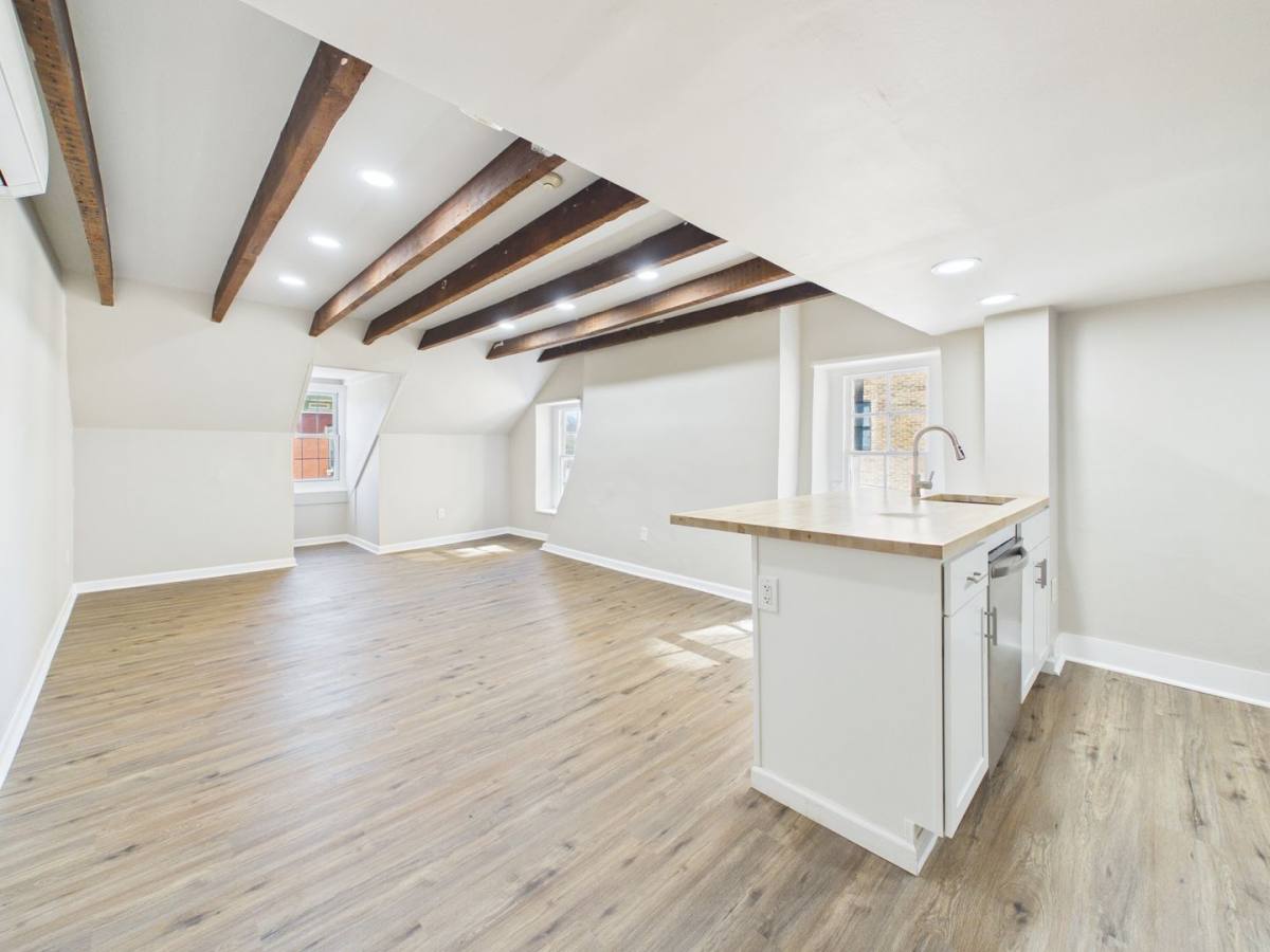 Apartment for rent at 5283 Germantown Ave, Philadelphia, PA 19144