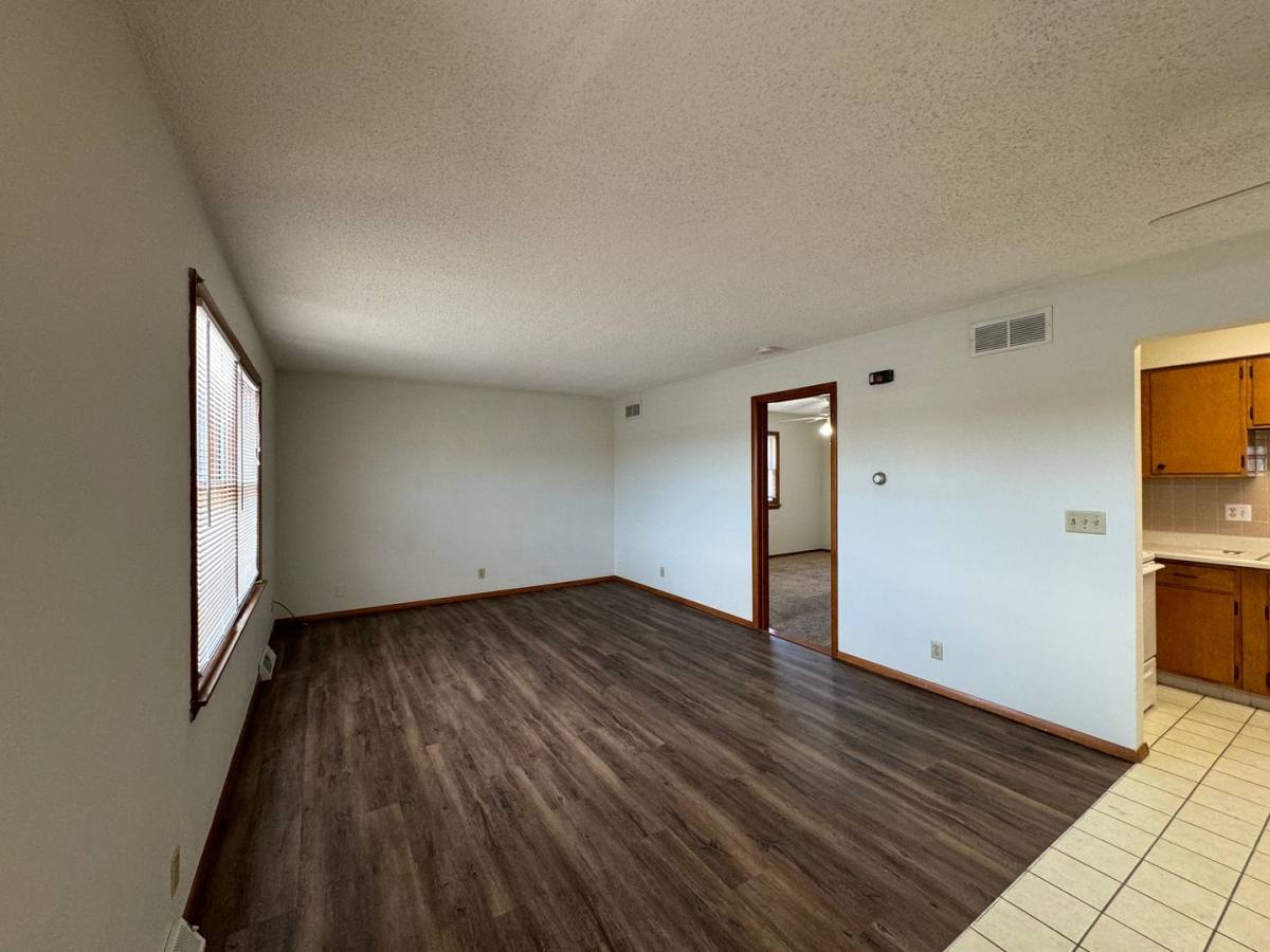 Apartment for rent at 316 Mecherle Dr, Bloomington, IL 61701