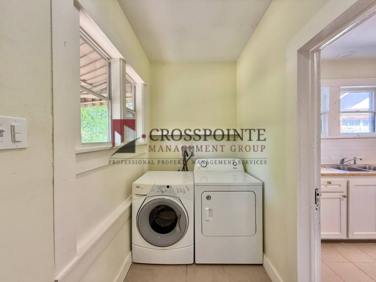House for rent at 431 S College Ave, Tyler, TX 75702